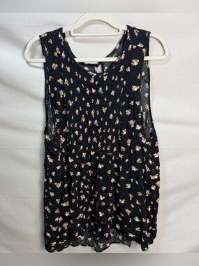 Torrid sleeveless black floral print blouse